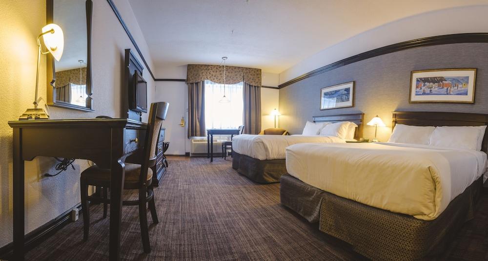 Hotel Le Montagnais Chicoutimi Екстериор снимка
