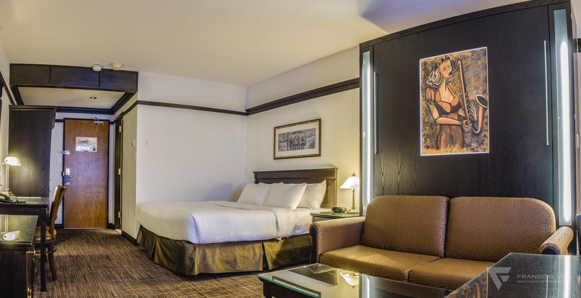 Hotel Le Montagnais Chicoutimi Екстериор снимка