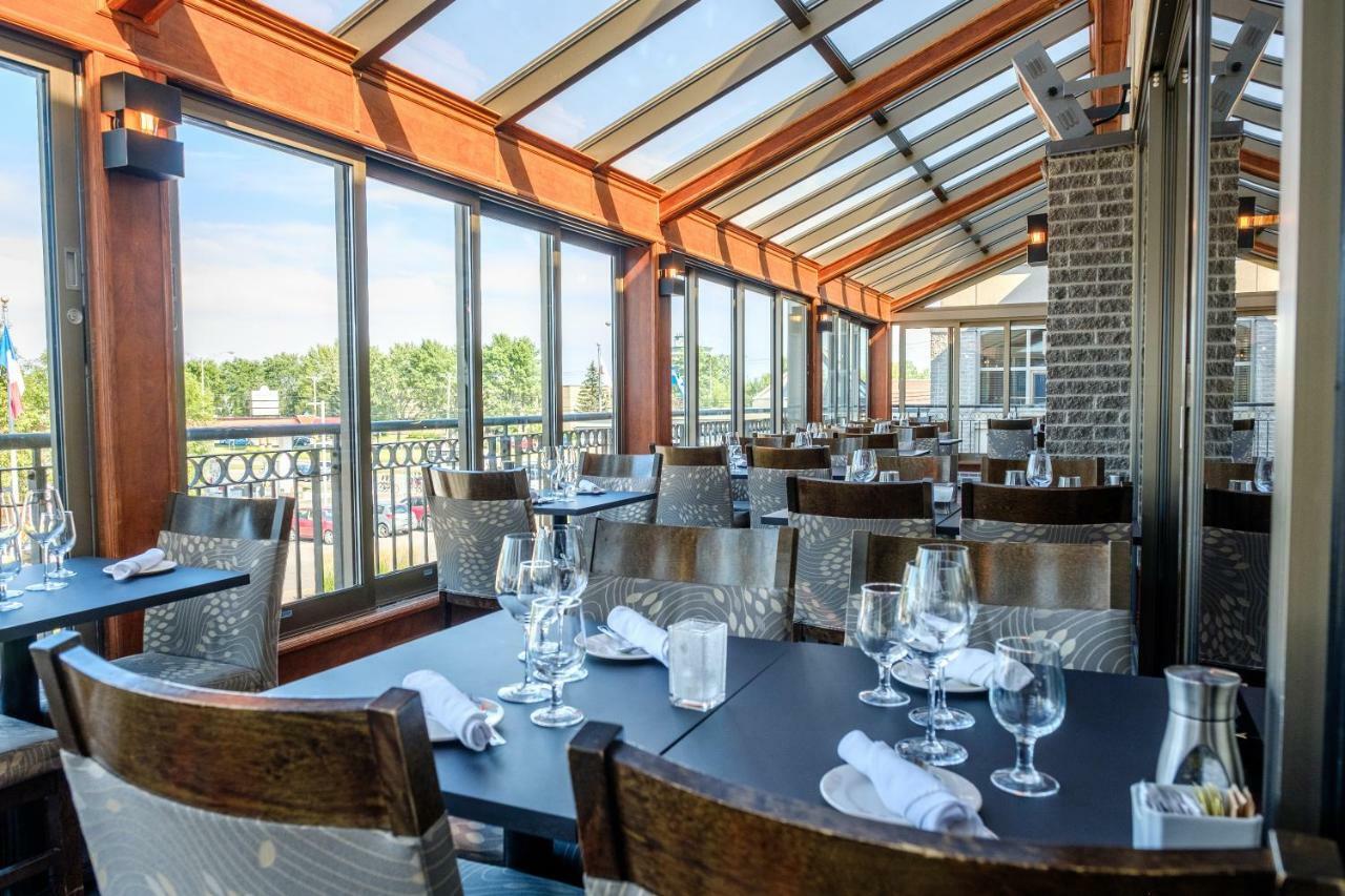 Hotel Le Montagnais Chicoutimi Екстериор снимка